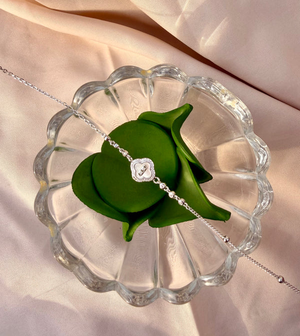 Clover Lock Charm 925 sterling Silver Bracelet