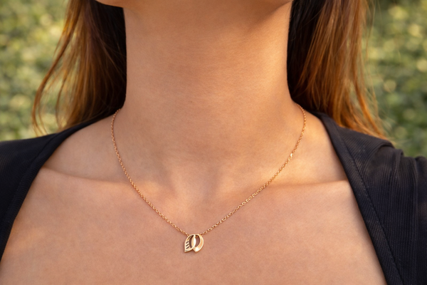 Twin leaf pendant set