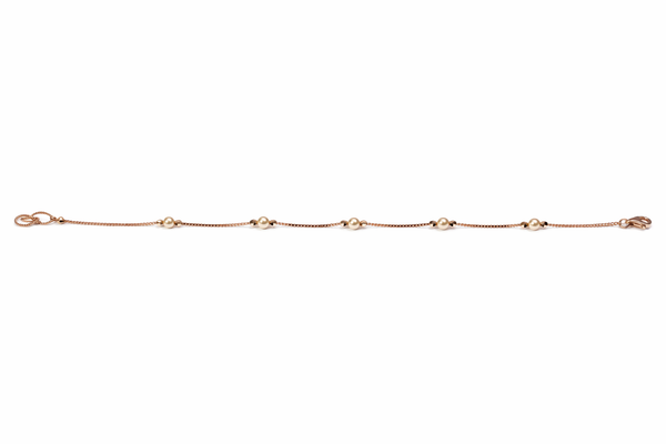 Single chain pearl bracelet