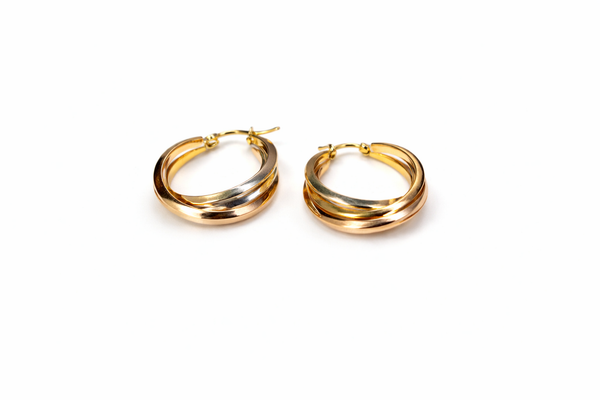 Twisted layered hoops
